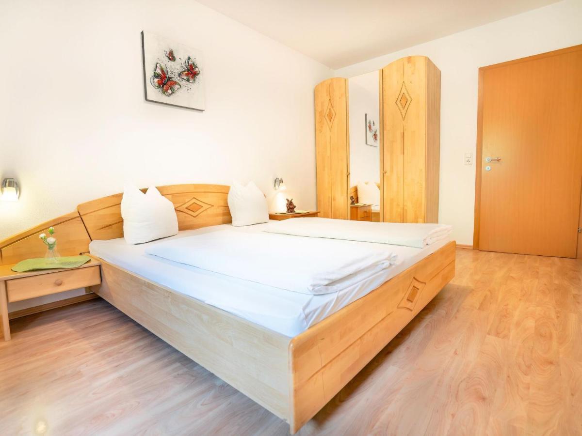 Apartment In Stubai Valley With Ski Room Neustift im Stubaital Exterior foto