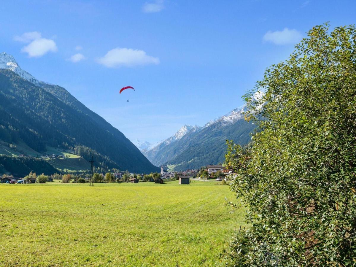 Apartment In Stubai Valley With Ski Room Neustift im Stubaital Exterior foto